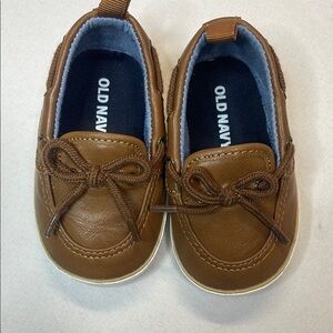 Old Navy Brown Moccasin-Style Shoes with Decorative Laces
